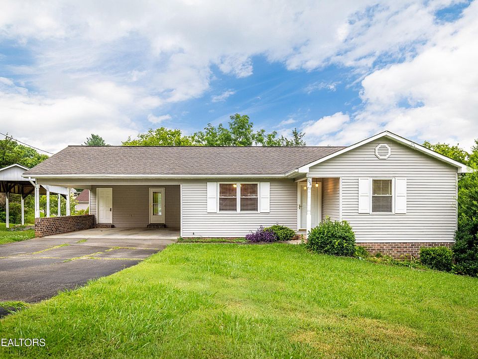 1st image of 132 Wildwood Hills Dr