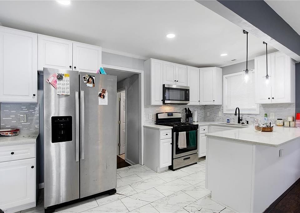 1st image of 5110 82nd St
