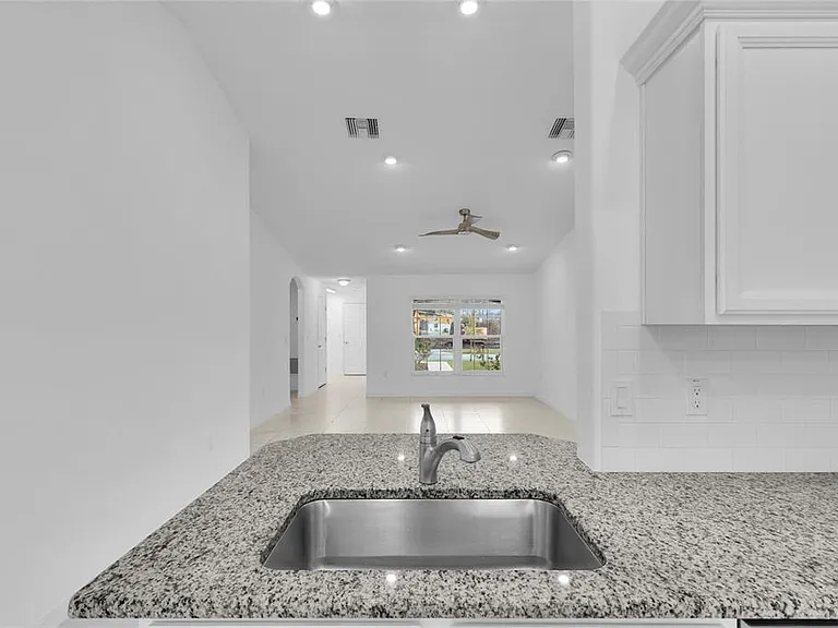 13 Llovera Pl — Photo 11