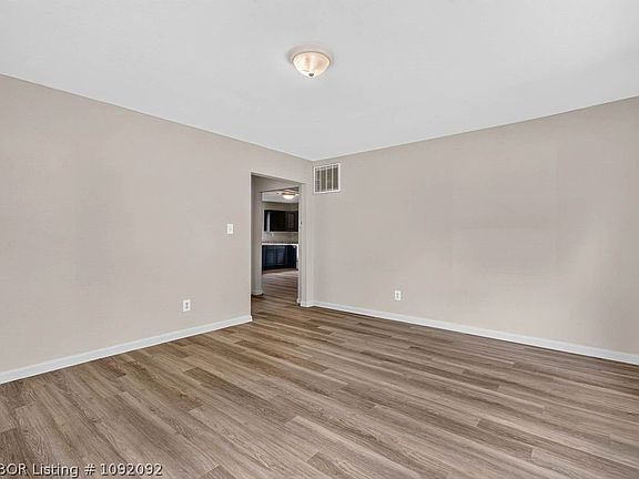 5th image of 1923 N M St