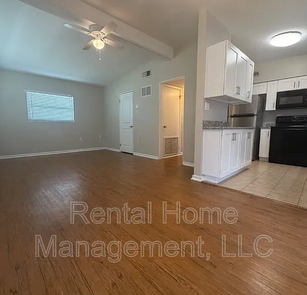 503 Shannon Rd — Photo 4