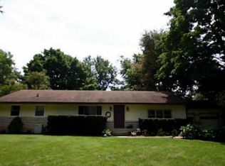 2815 Canterbury Ln, Indianapolis, IN