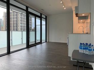 25 Richmond St E #812, Toronto, ON