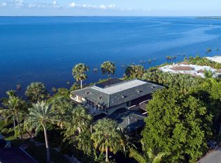 6 W Snapper Point Dr, Key Largo, FL 33037