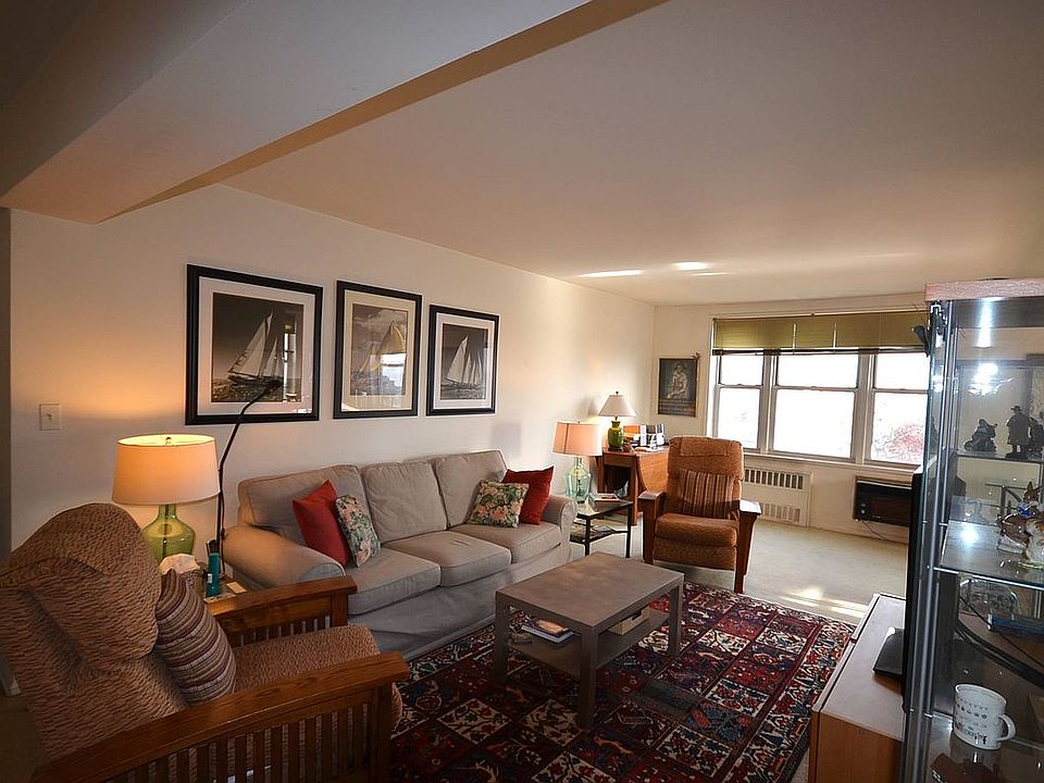 1st image of 50 Fort Pl APT B3e
