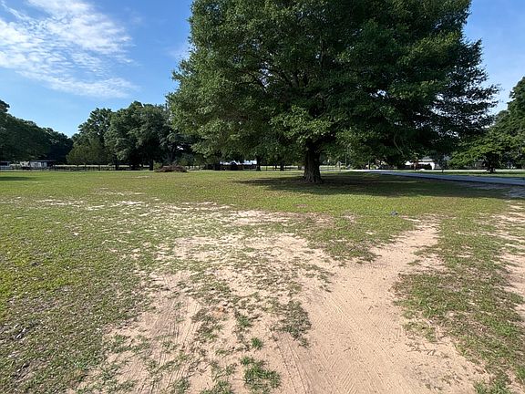 4th image of LOT Fifteen Airport Subdivision Rd