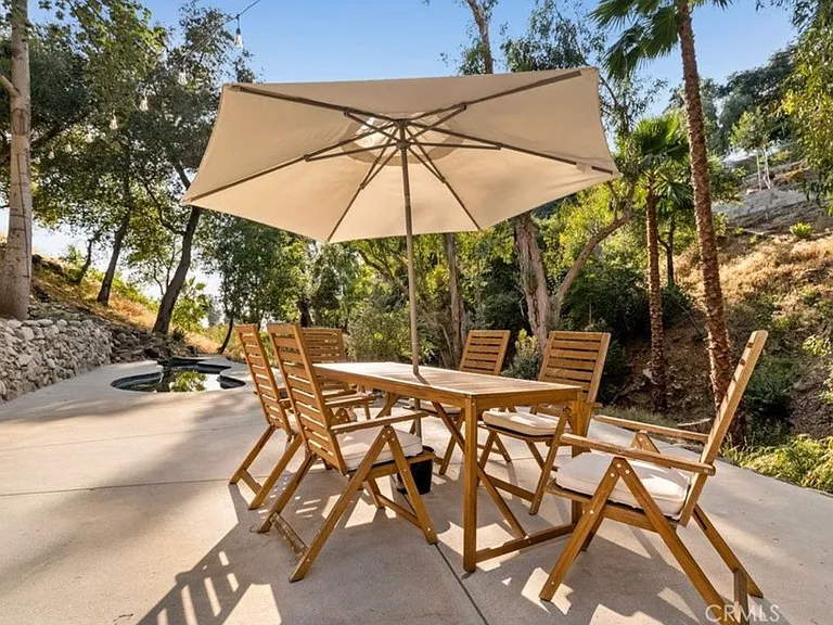 11111 Tujunga Canyon Blvd — Photo 10
