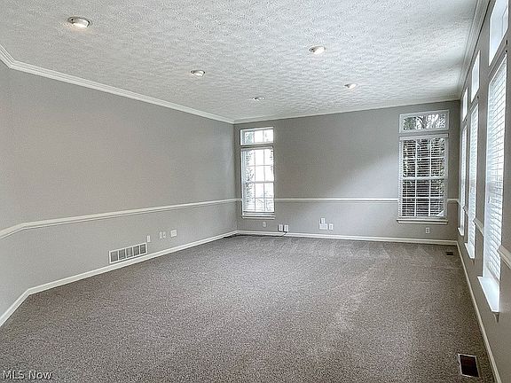 3rd image of 6603 Cobblefield Dr