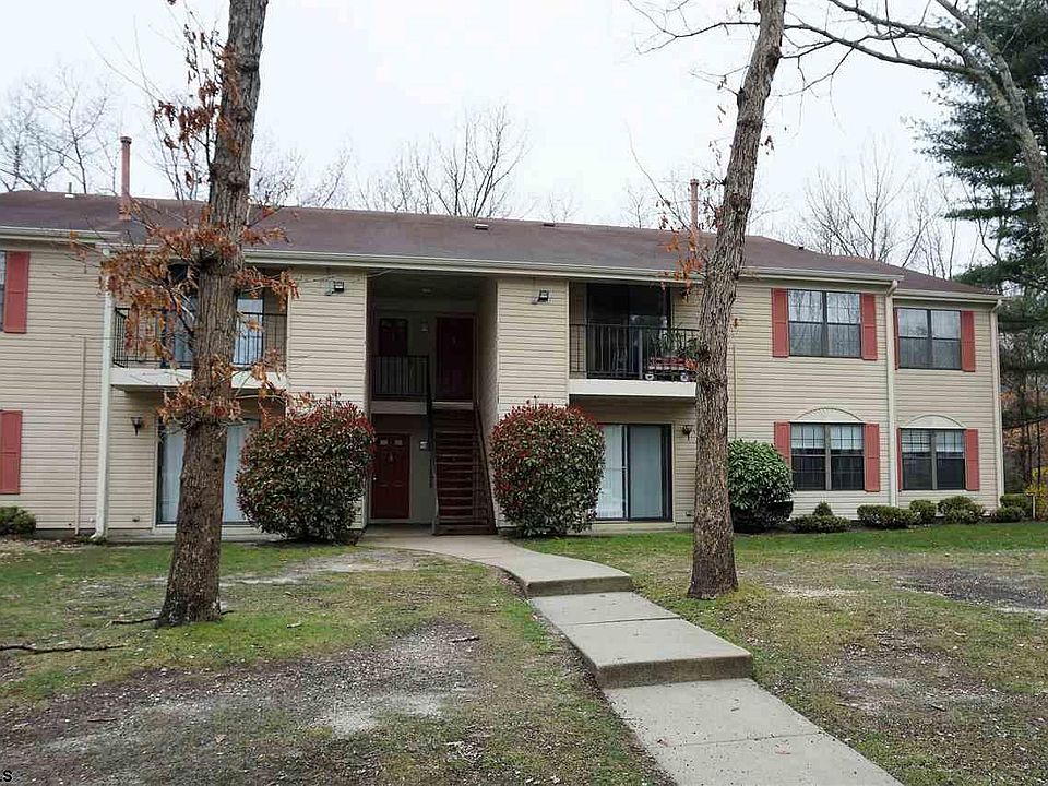 1st image of 73 Liberty Ct #73