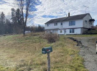 2455 The Bend Rd, Greensboro Bend, VT 05842