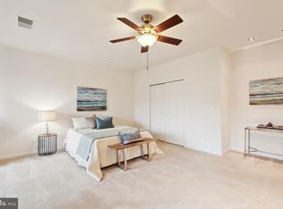 2610 Chapel Lake Dr APT 212, Gambrills, MD