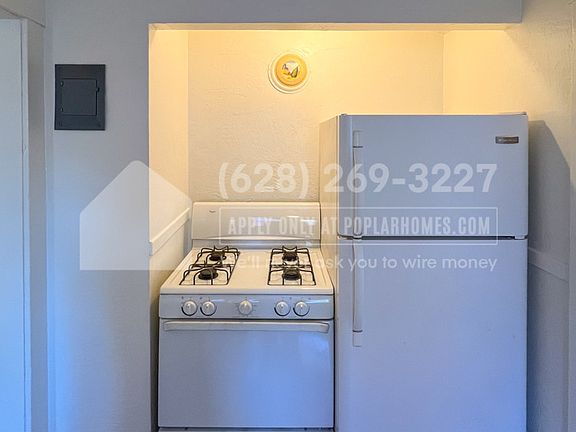 5th image of 875 Villa Ave