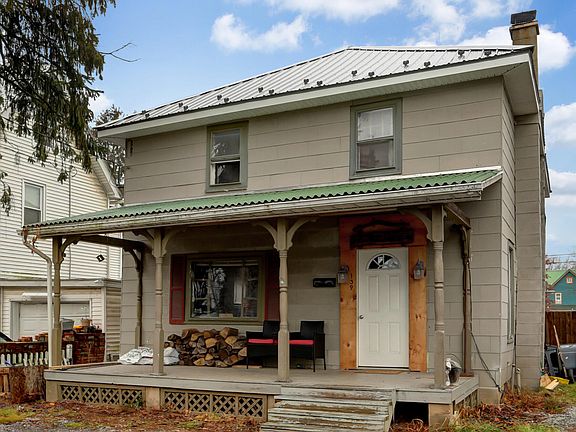 2nd image of 139 E Water St
