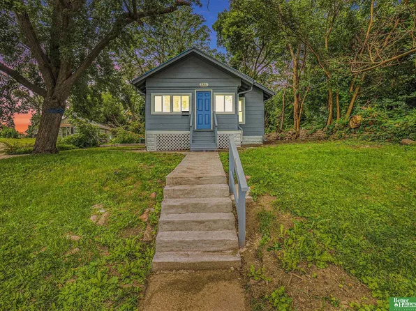 3351 Patrick Ave, Omaha, NE 68111