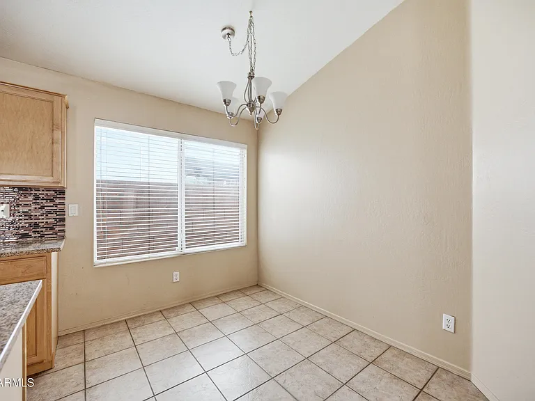4512 E Windsong Dr — Photo 8