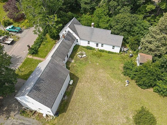 3rd image of 144 West St