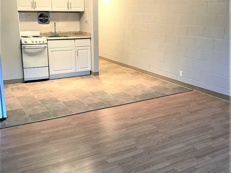 Viewmont Apartments — Photo 10