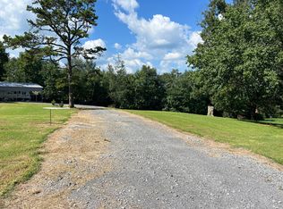 1653 Cross Dr, Morristown, TN 37814