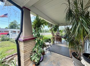 428 E Locust St, Rogers, AR 72756