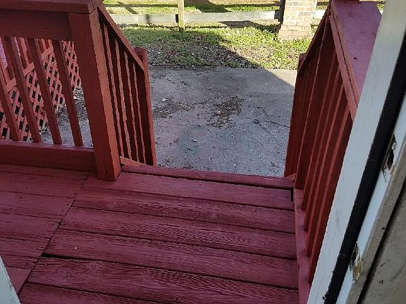 2nd image of 210 Lake Forest Dr