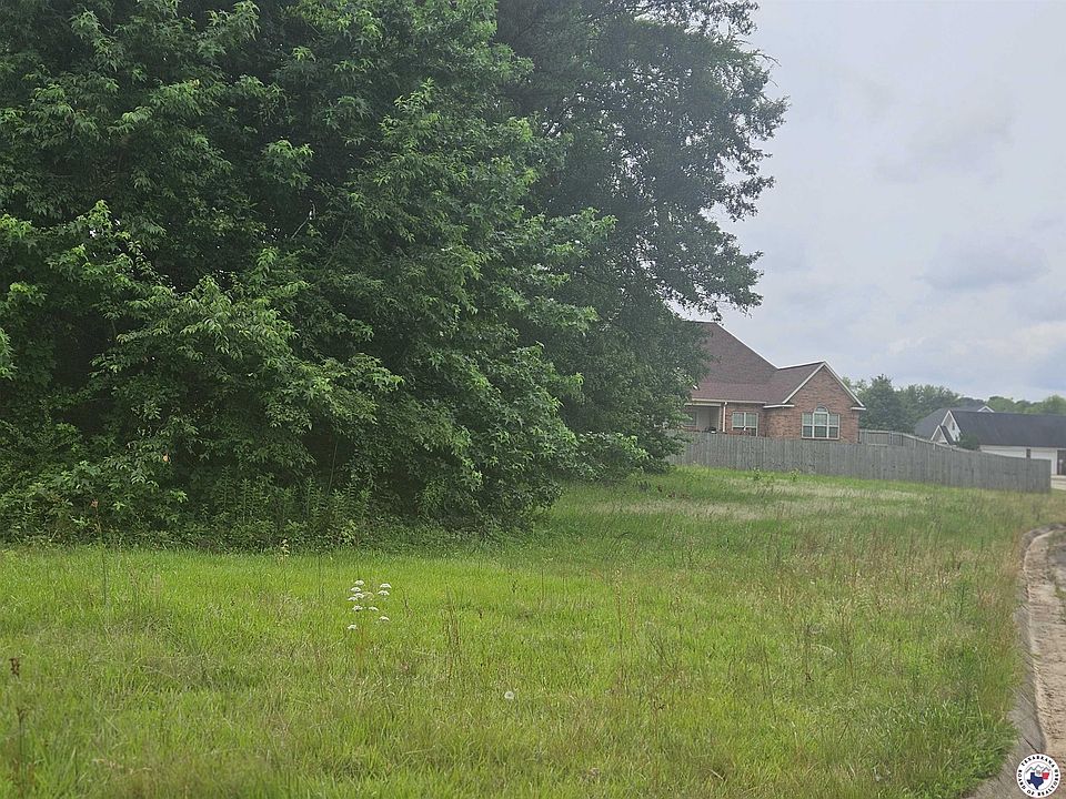 2nd image of 1 Cooper Ln #Iii