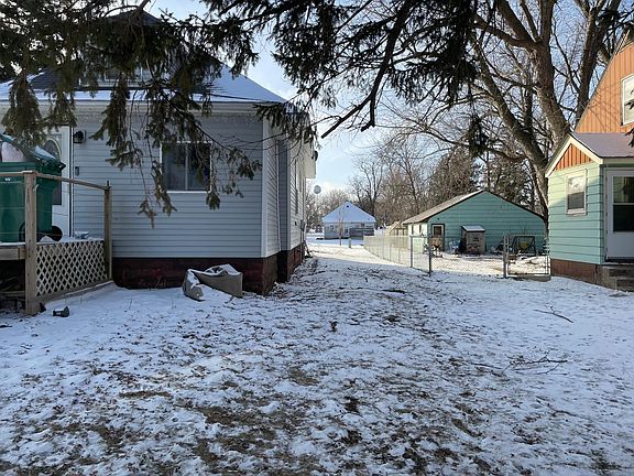 3rd image of 108 N West St