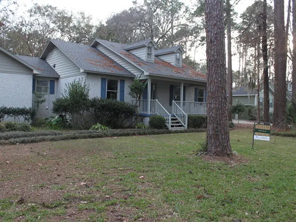 83 Thornhill Dr, Brunswick, GA 31525