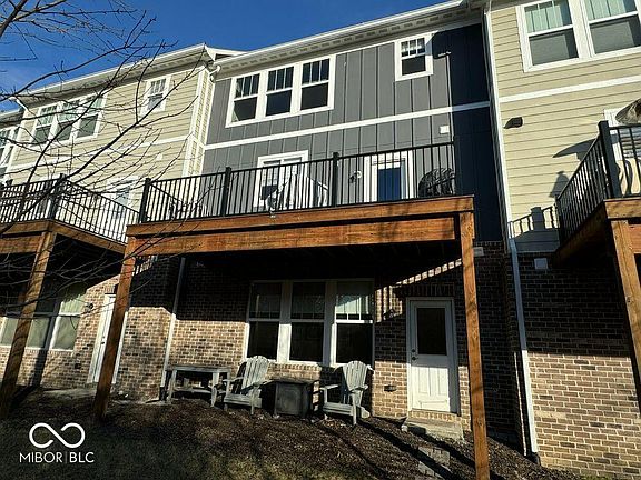 4th image of 16046 Coleman Dr