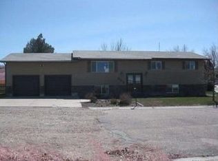 904 Reed St, American Falls, ID 83211