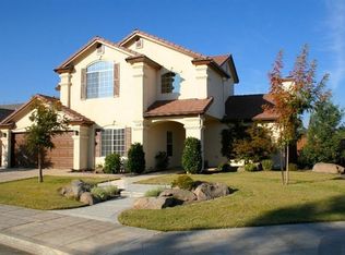 2370 E Brandywine Ln, Fresno, CA