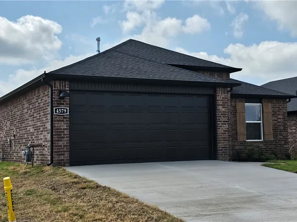 4579 Tulip Ave, Springdale, AR 72764