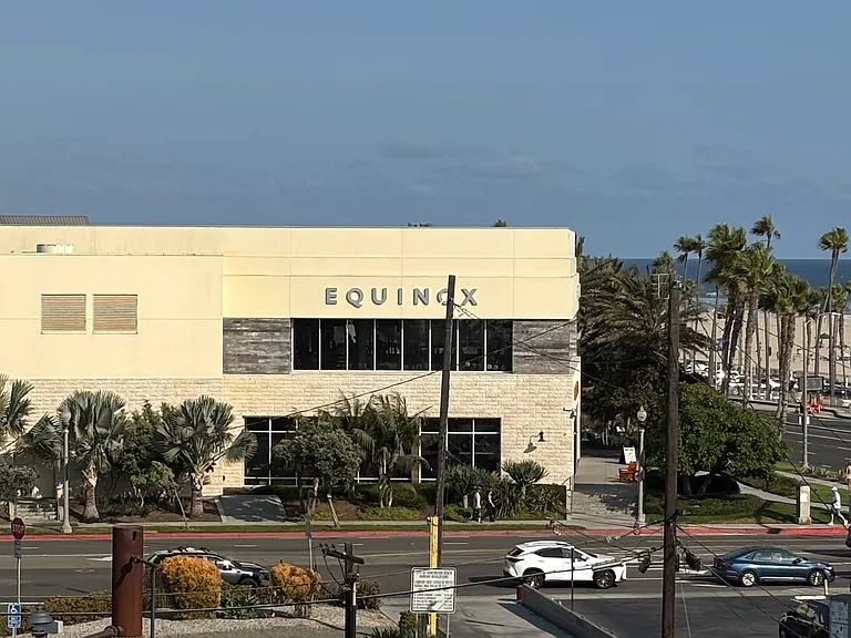 200 Pacific Coast Hwy #3 — Photo 21