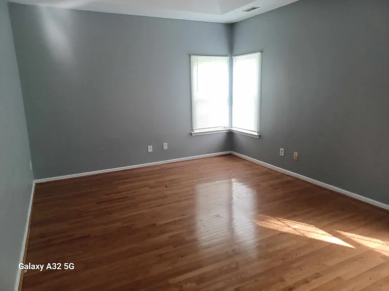 108 Adlett Ln — Photo 36