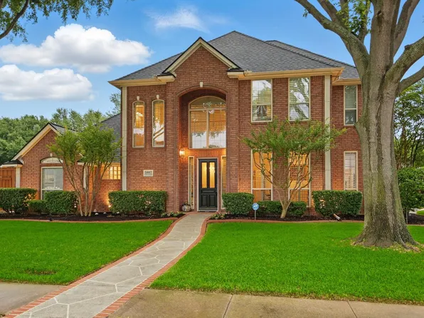 5807 N Ballantrae Dr, Colleyville, TX 76034