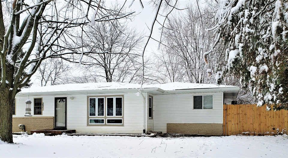 1st image of 421 Connecticut Dr