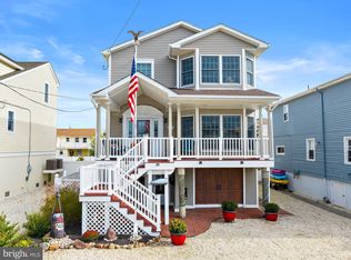 249 W 17th St, Ship Bottom, NJ 08008