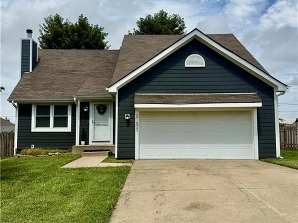 21600 W 178th Ter, Olathe, KS 66062