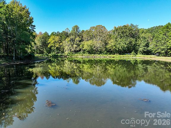 3rd image of 1291 Hines Rd