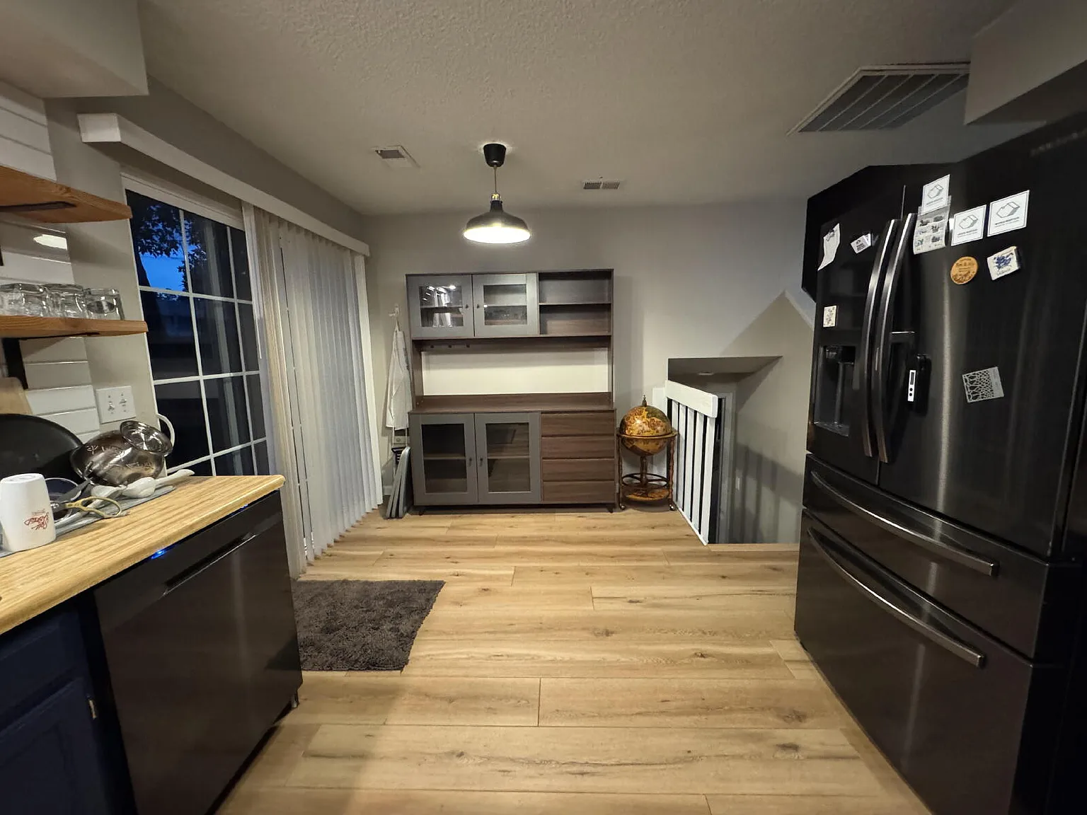 4 bed, 2.0 bath, 1534 sqft, $2,625 — Photo 2