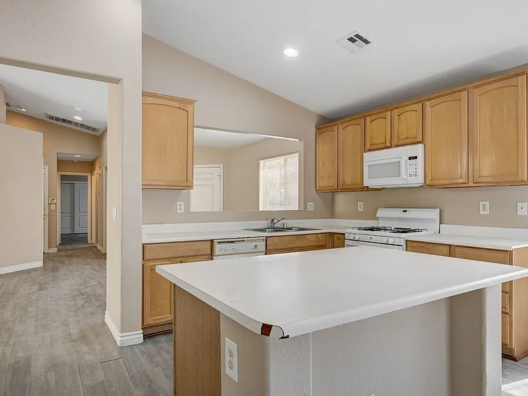527 Braided River Ave — Photo 21