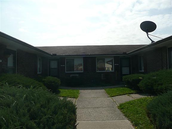 3rd image of 4510 Wayne Meadows Cir