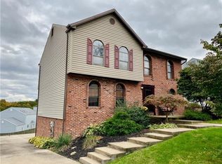 502 Cresthaven Dr, Pittsburgh, PA
