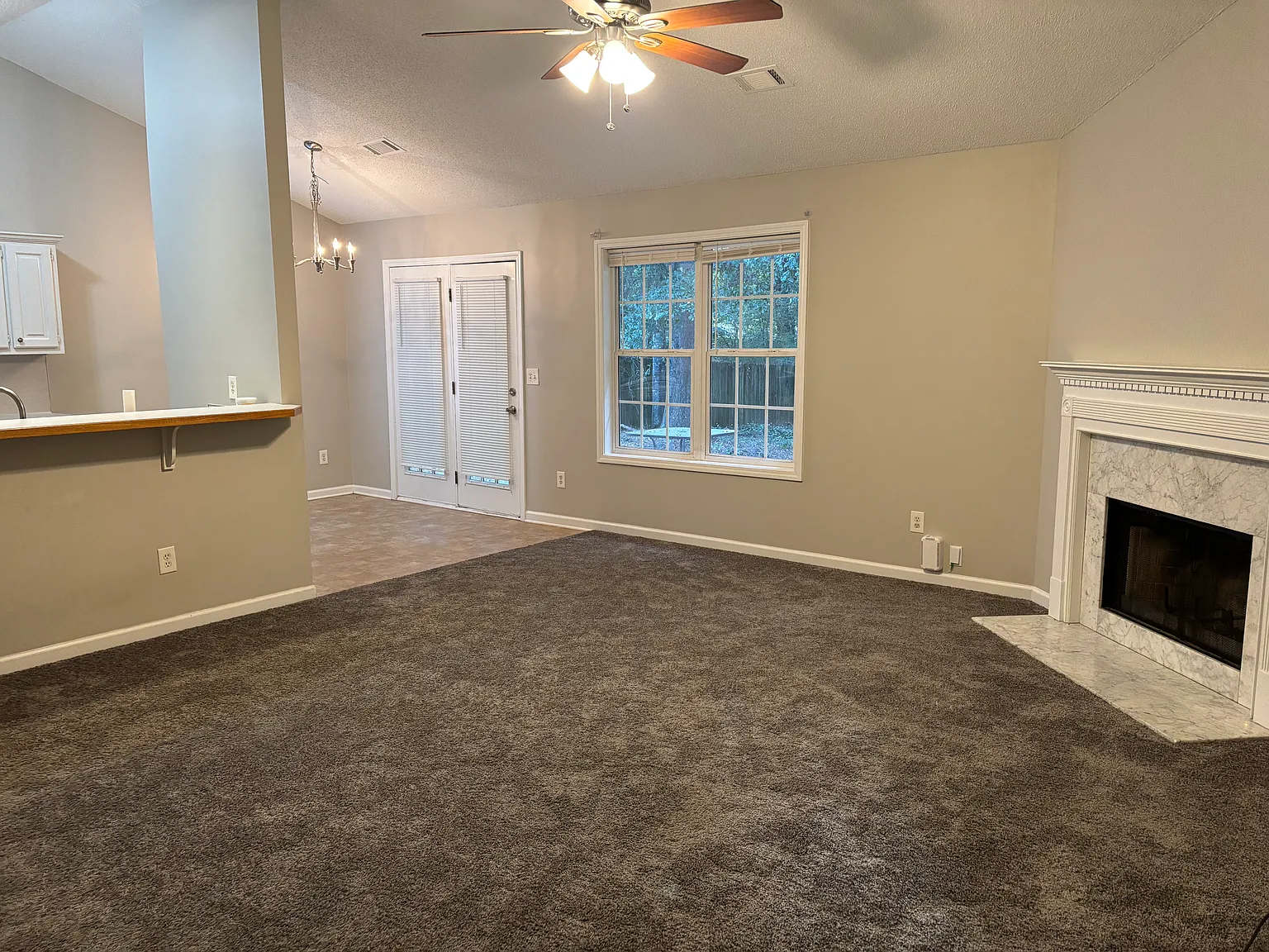 3 bed, 1542 sqft, $1,950 — Photo 4
