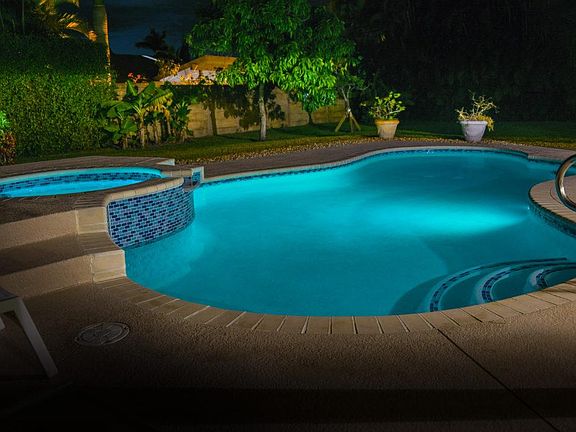 2nd image of 4061 Belair Ln
