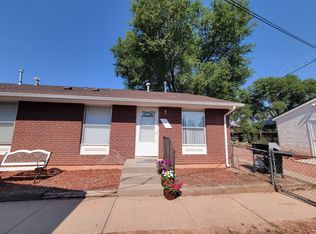 31 Yorkshire Rd, Pueblo, CO 81001