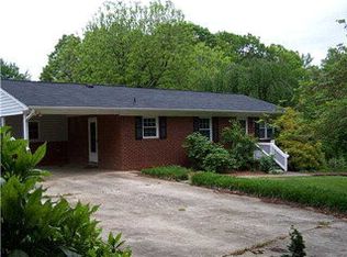 275 Rock Spring Rd, Asheboro, NC 27205