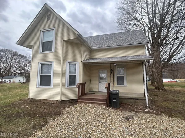 313 3rd St, Warsaw, OH 43844