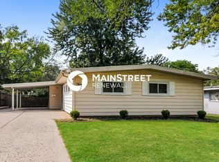 15 Taney Dr, Florissant, MO 63033