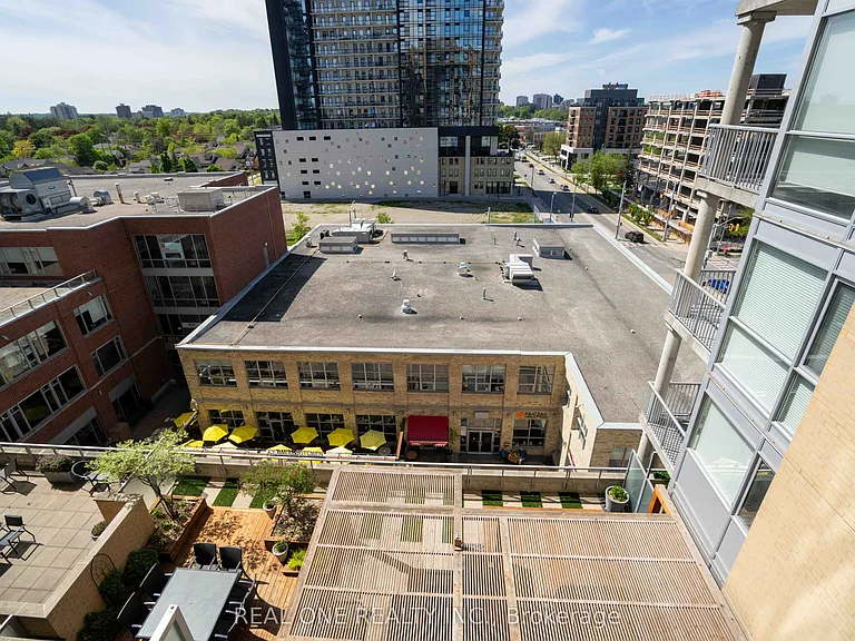 191 King St S #703 — Photo 26