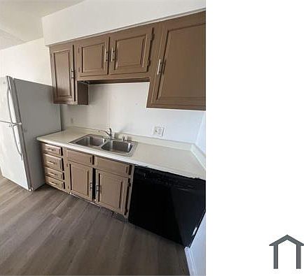2nd image of 1725 Stewart Ave APT 1